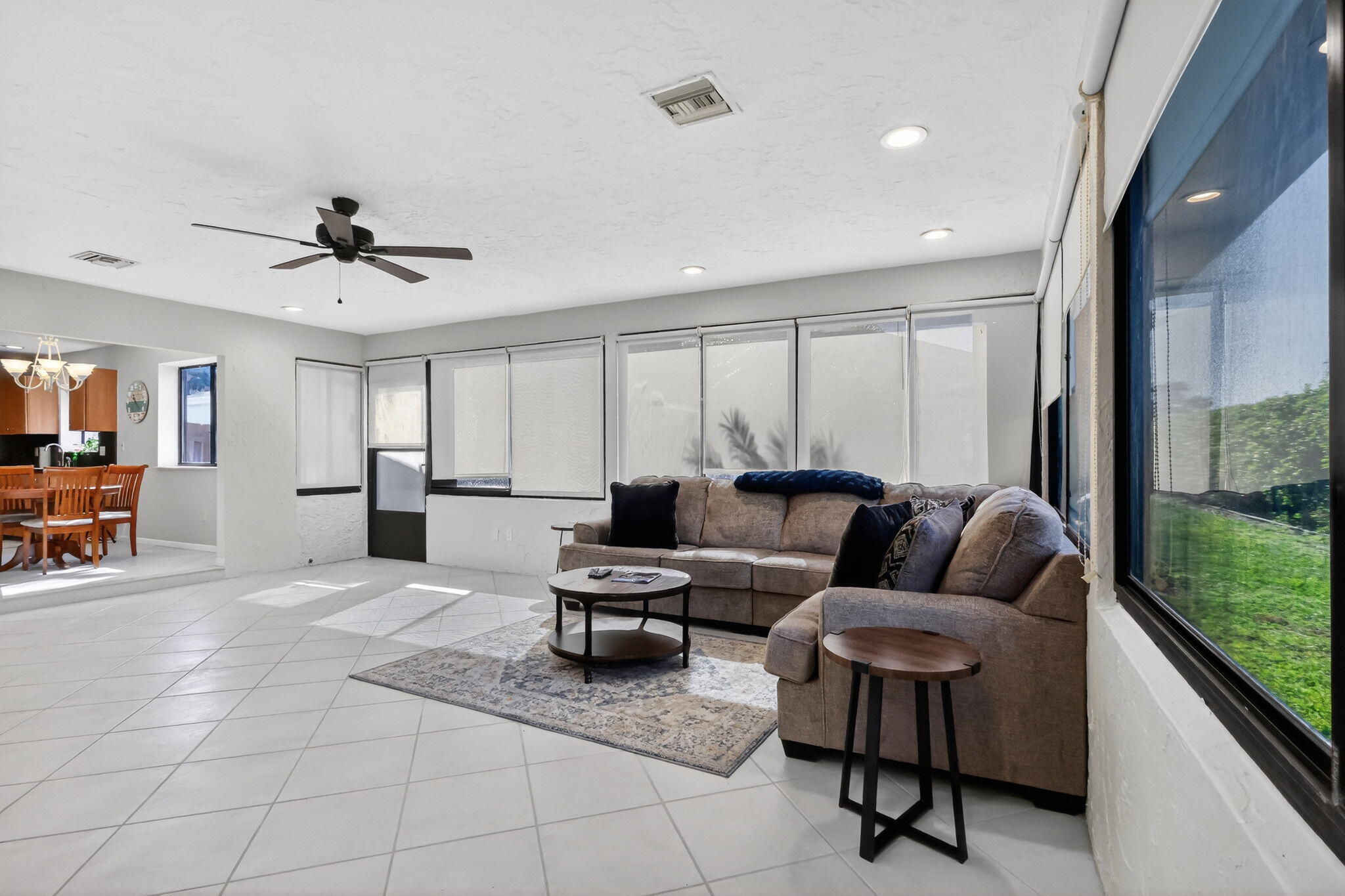RAINBERRY BAY SEC 5 - Residential Lease