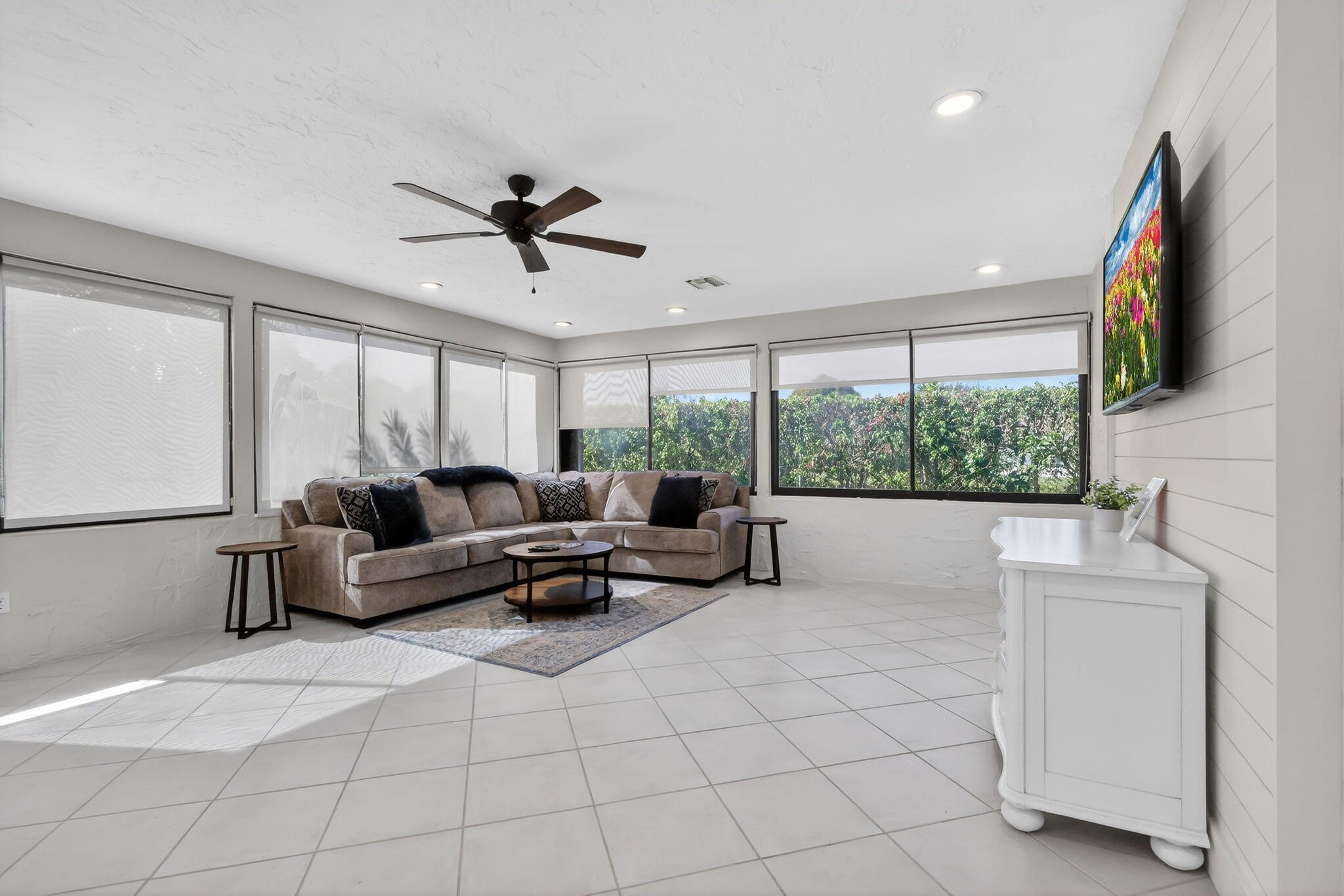 RAINBERRY BAY SEC 5 - Residential Lease