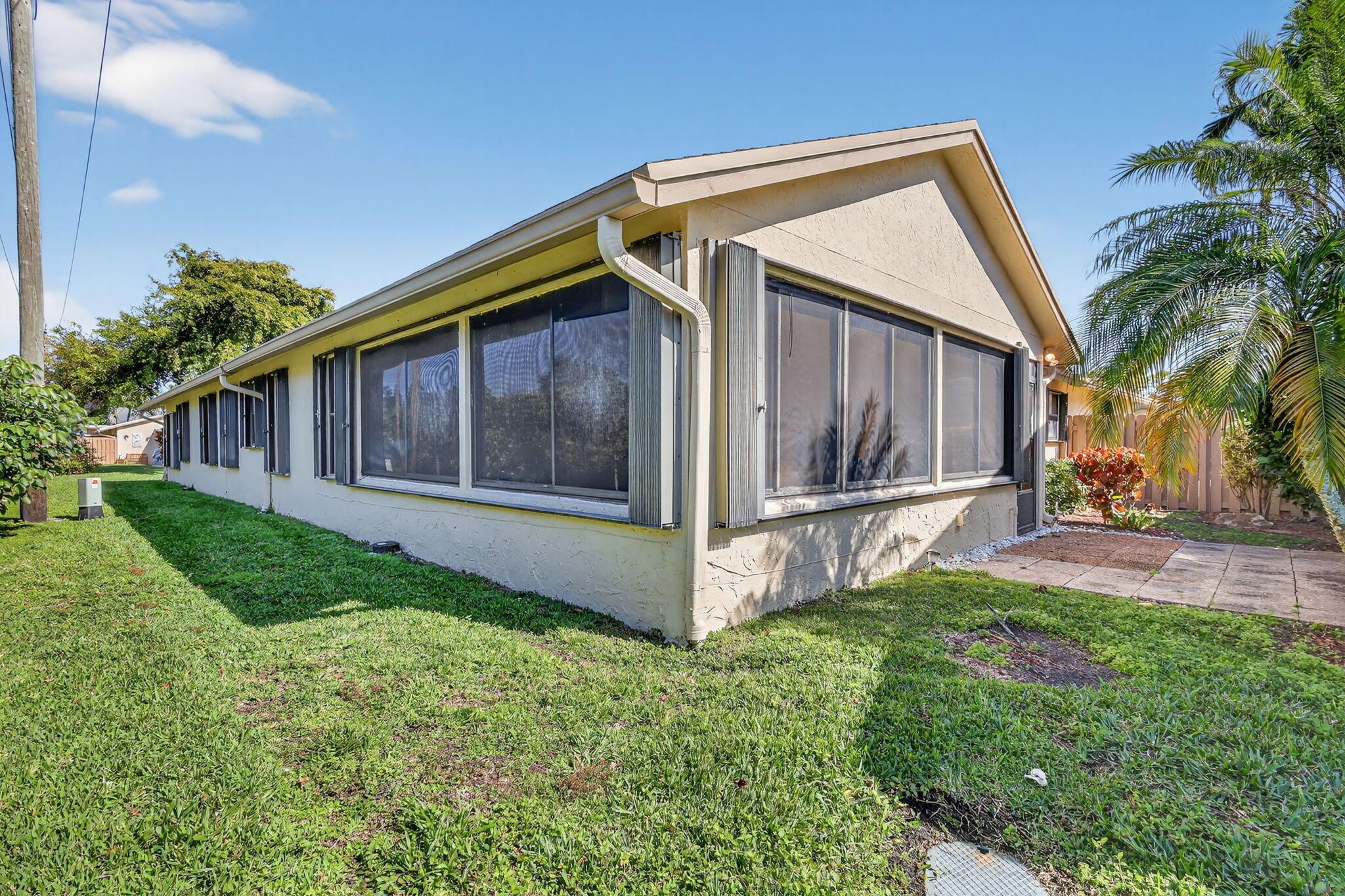 RAINBERRY BAY SEC 5 - Residential Lease