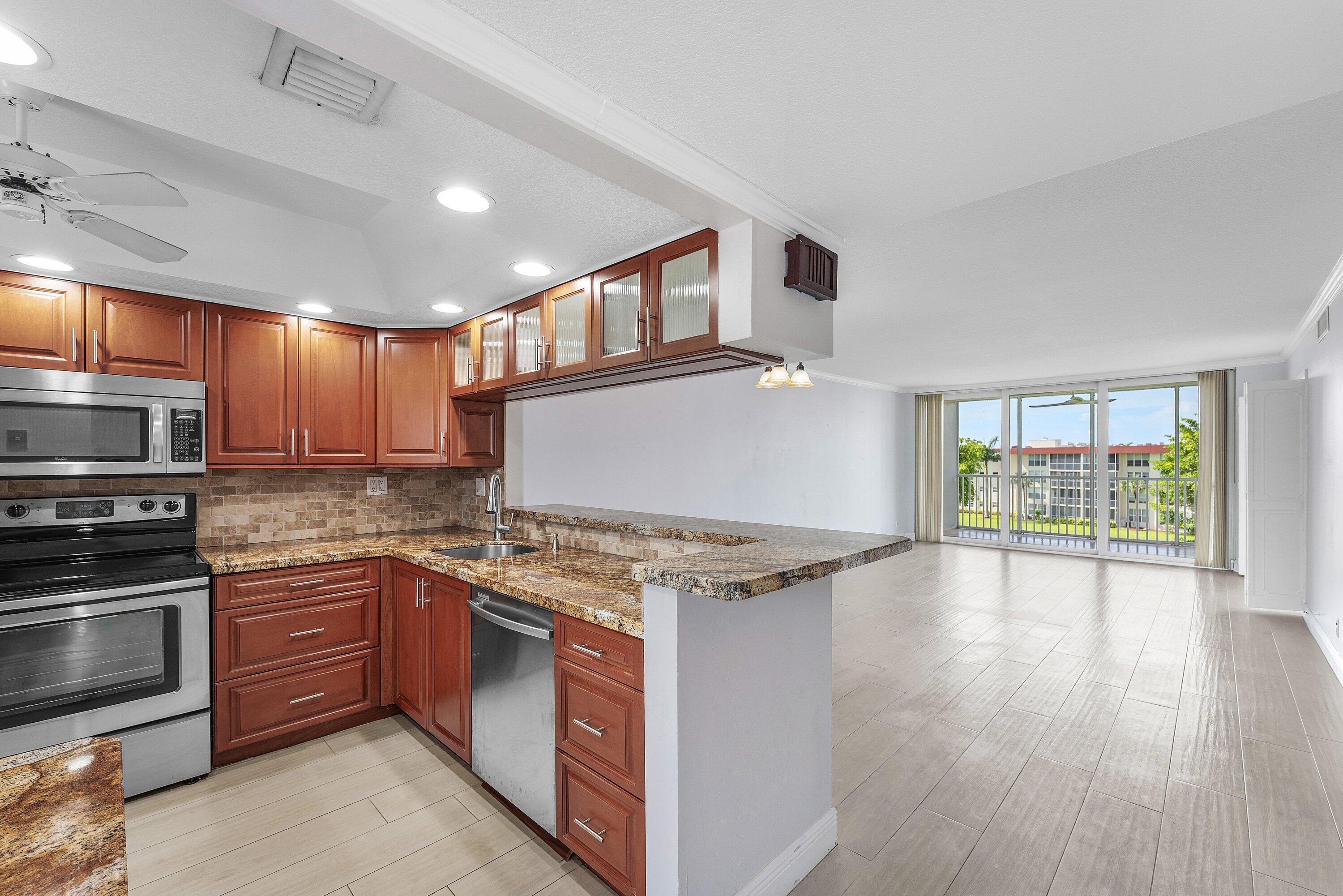 3150 NE 48th Court 411