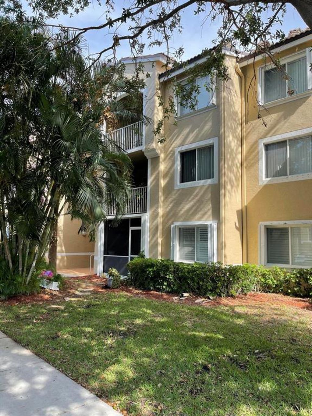 Photo of 236 Village Boulevard #1309, Tequesta, FL 33469 (MLS # R10728216)