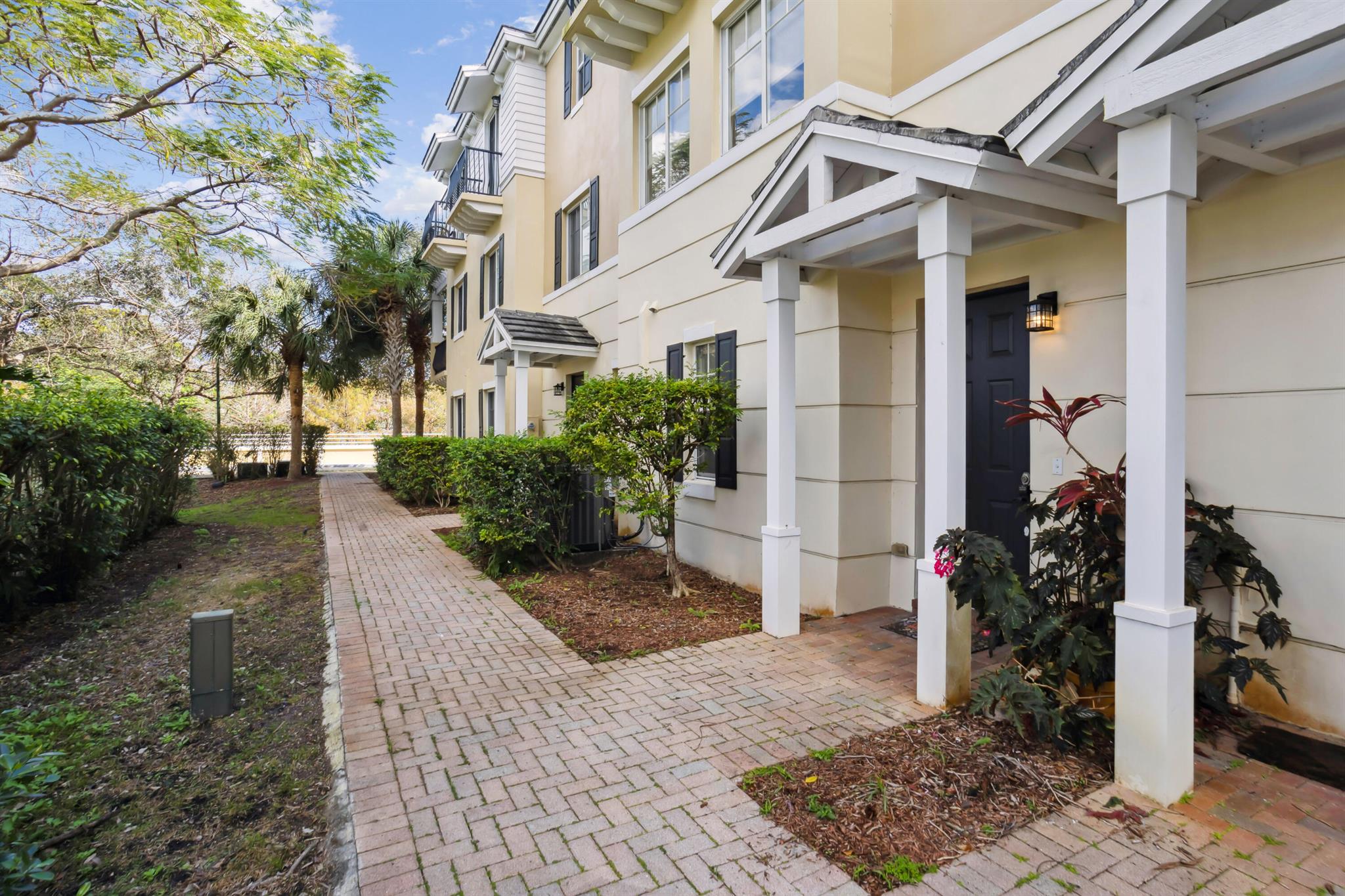 VISTAZO AT BOCA RATON - Residential Lease
