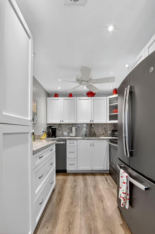 Photo of 27 Fanshaw A, Boca Raton, FL 33434 (MLS # R11123523)
