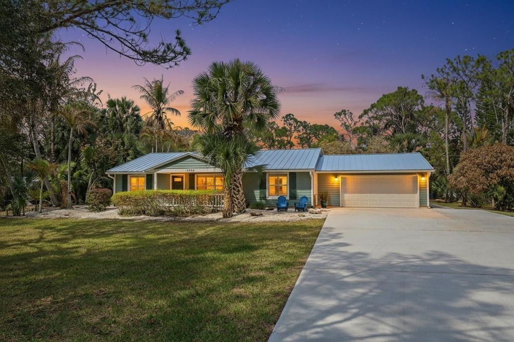 Photo of 13323 N 164th Ct Court N, Jupiter, FL 33478 (MLS # B26008597)