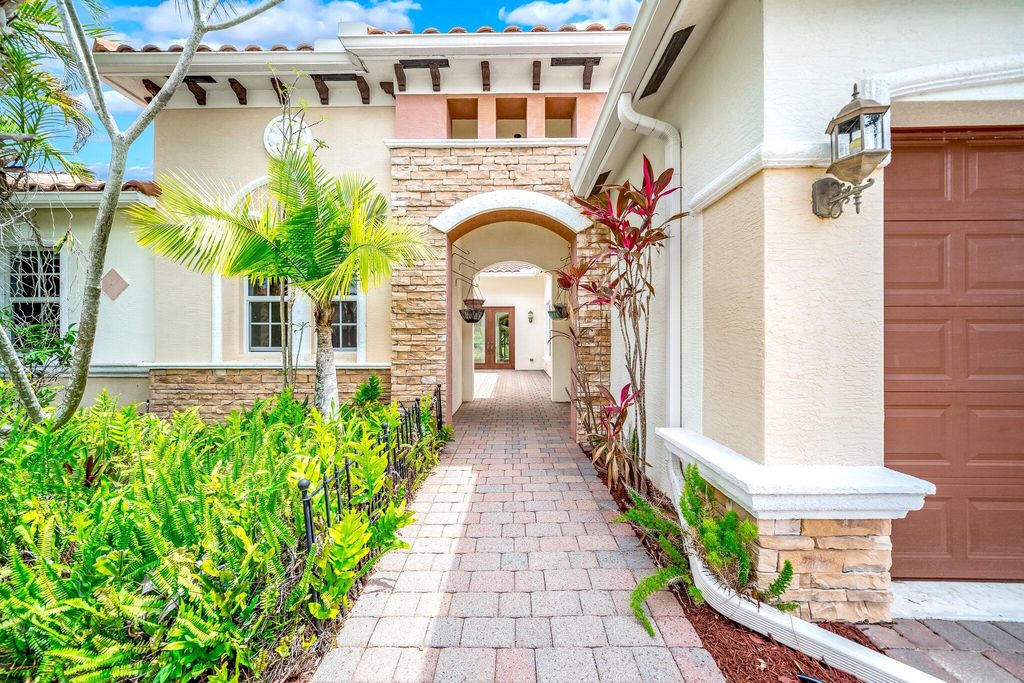 Photo of 9757 Via Amati, Lake Worth, FL 33467 (MLS # R11082704)