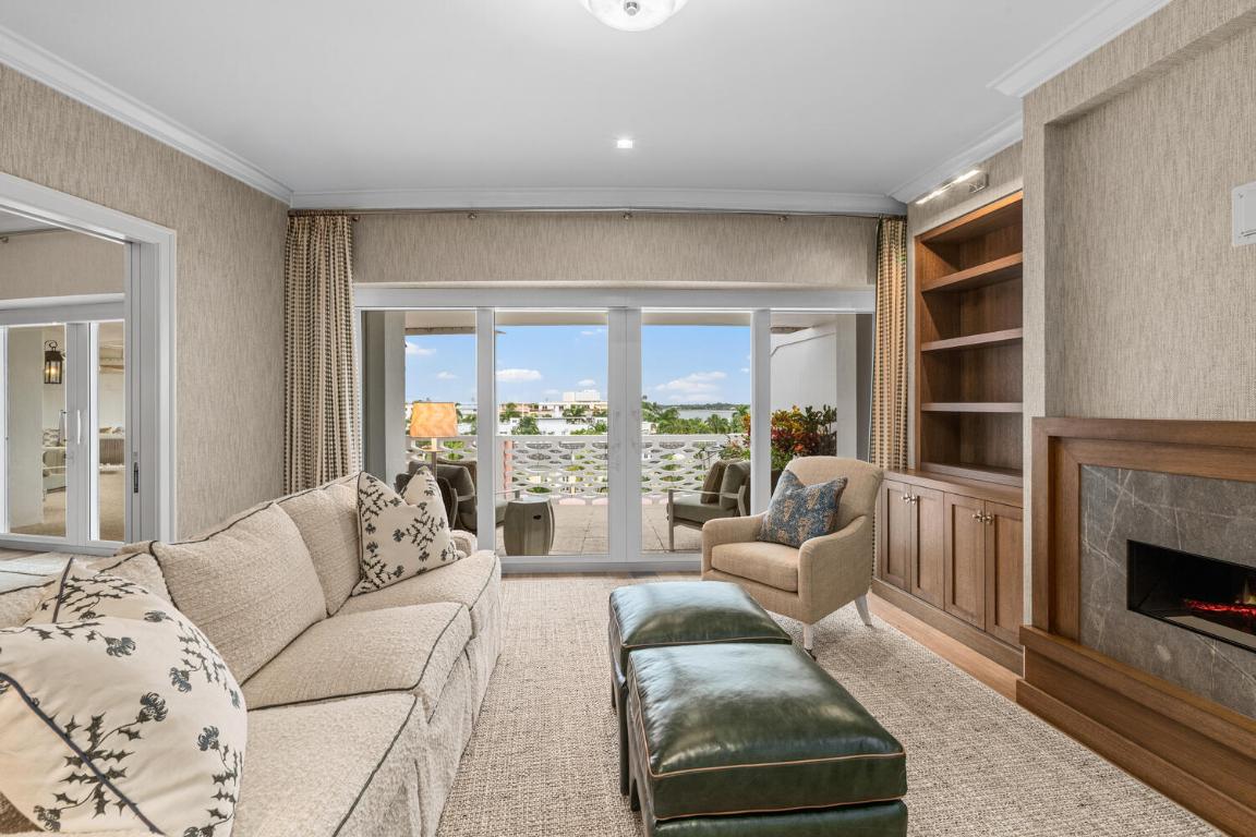 SOUTHLAKE CONDOMINIUM - Residential