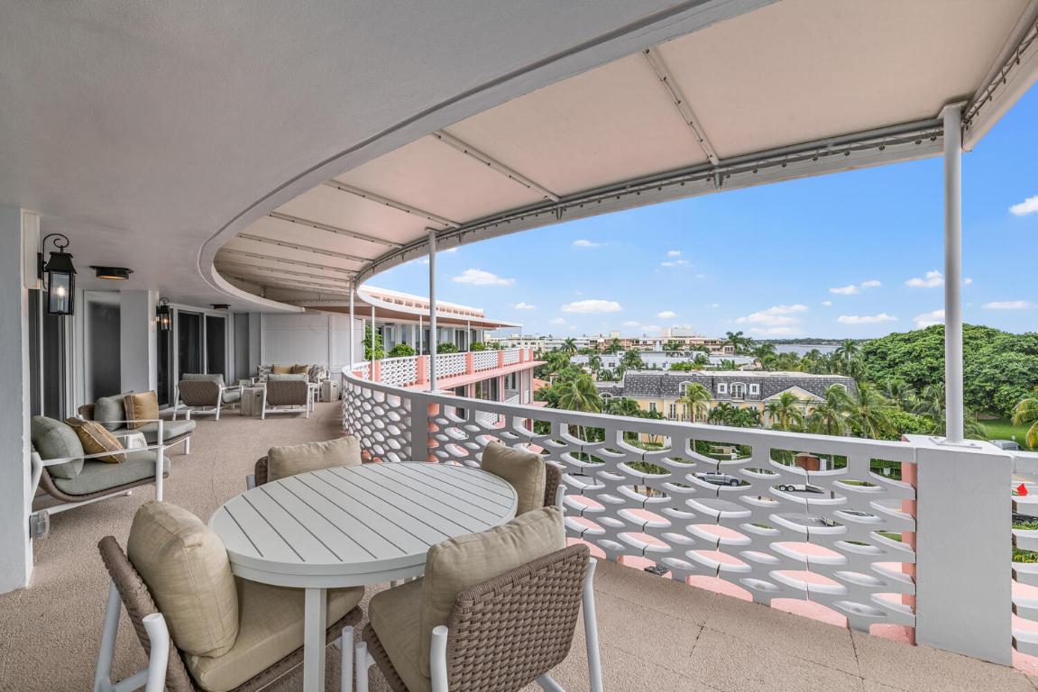 SOUTHLAKE CONDOMINIUM - Residential