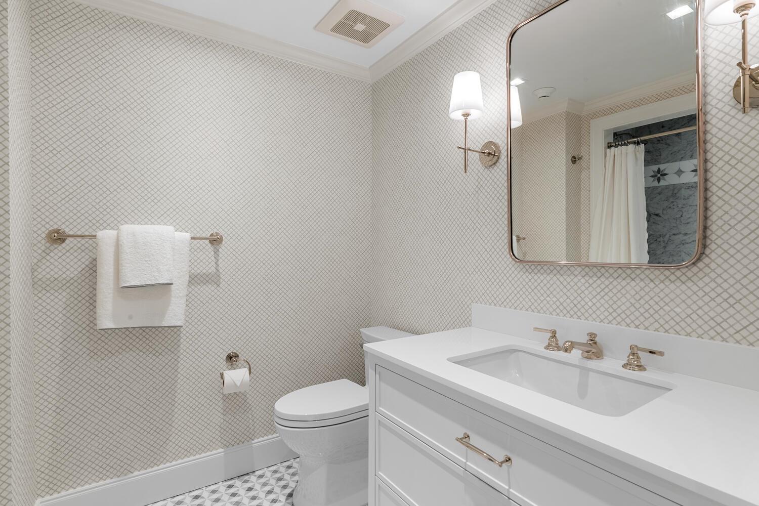 SOUTHLAKE CONDOMINIUM - Residential