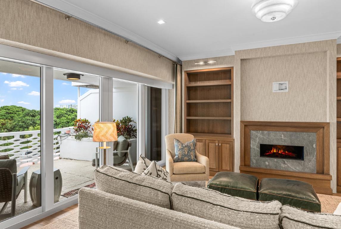 SOUTHLAKE CONDOMINIUM - Residential