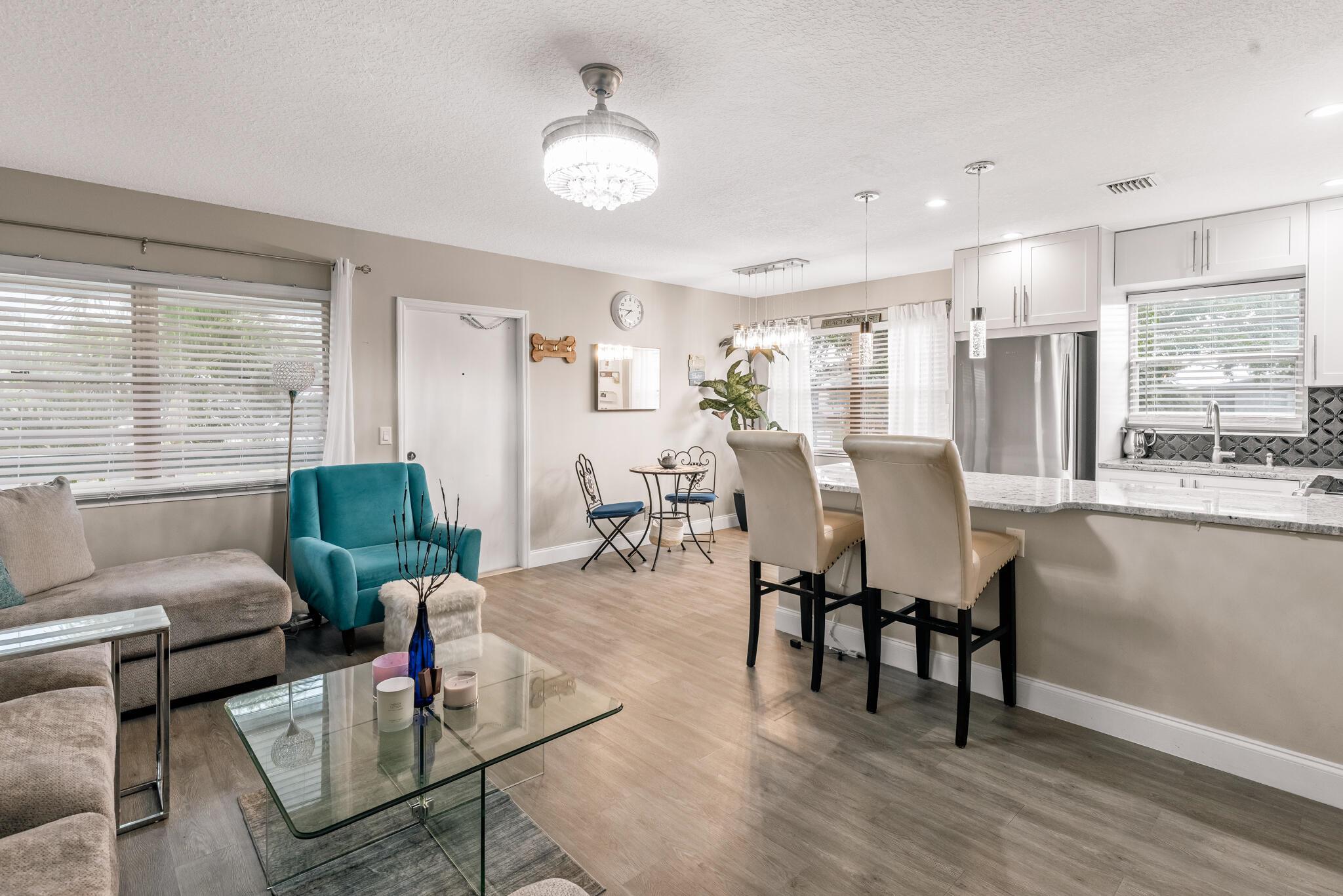 OAKRIDGE L CONDO - Residential