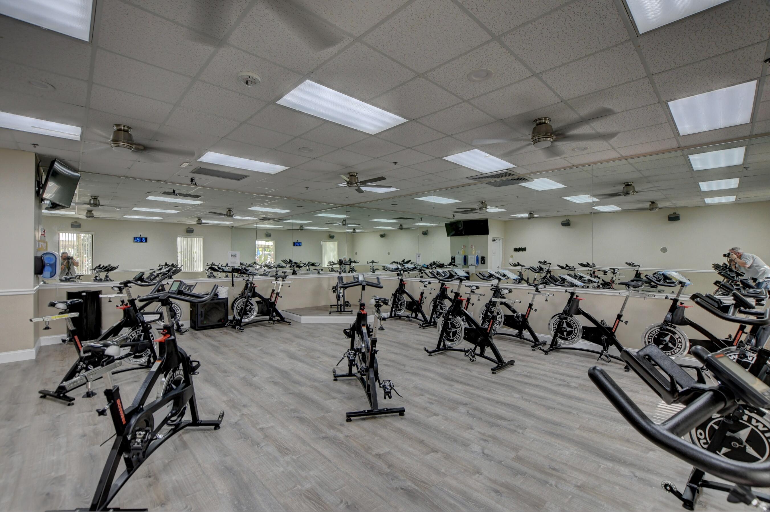 OAKRIDGE L CONDO - Residential