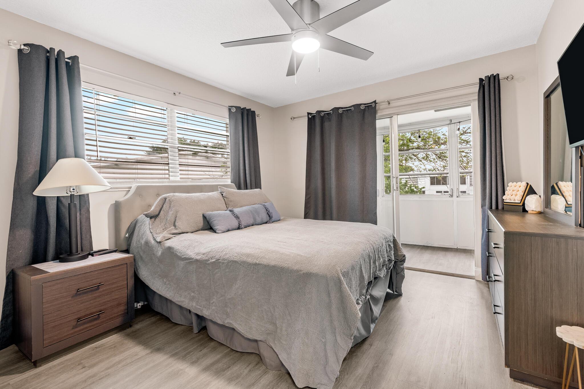 OAKRIDGE L CONDO - Residential