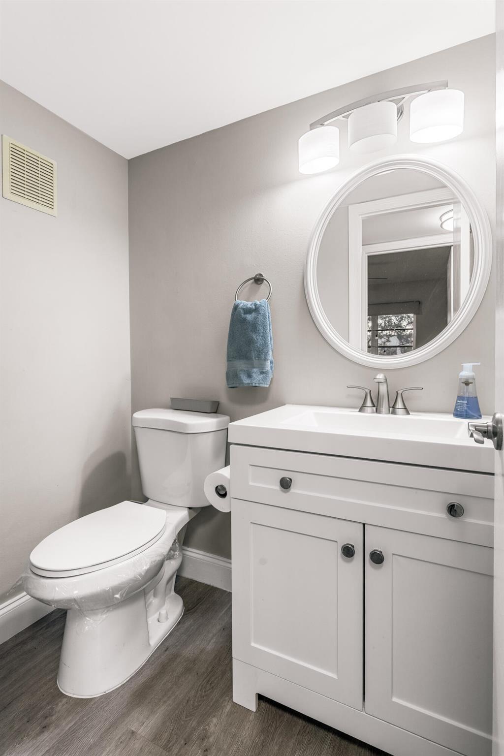 OAKRIDGE L CONDO - Residential