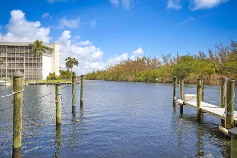 A home in Deerfield Beach