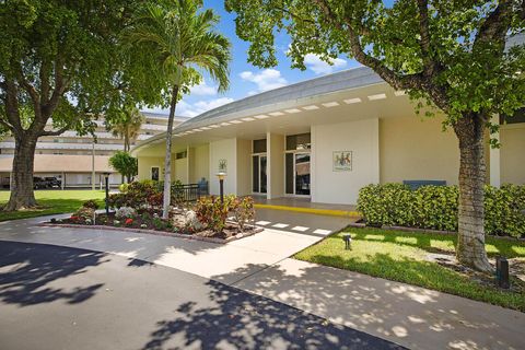 A home in Deerfield Beach