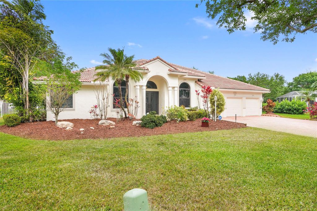 Photo of 16241 Owasco Circle, Davie, FL 33331 (MLS # F10492463)