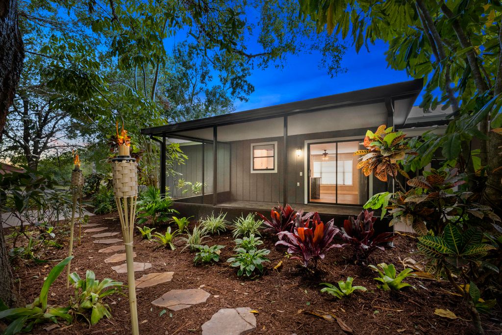 Photo of 5106 Fort Pierce Boulevard, Fort Pierce, FL 34951 (MLS # R10796543)