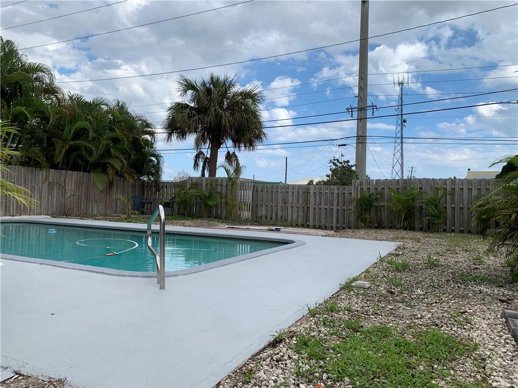 Twin Lakes Homes Sec 2 53 - Residential