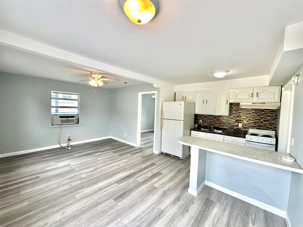 Photo of 101 S C Street #2, Lake Worth Beach, FL 33460 (MLS # R11113475)