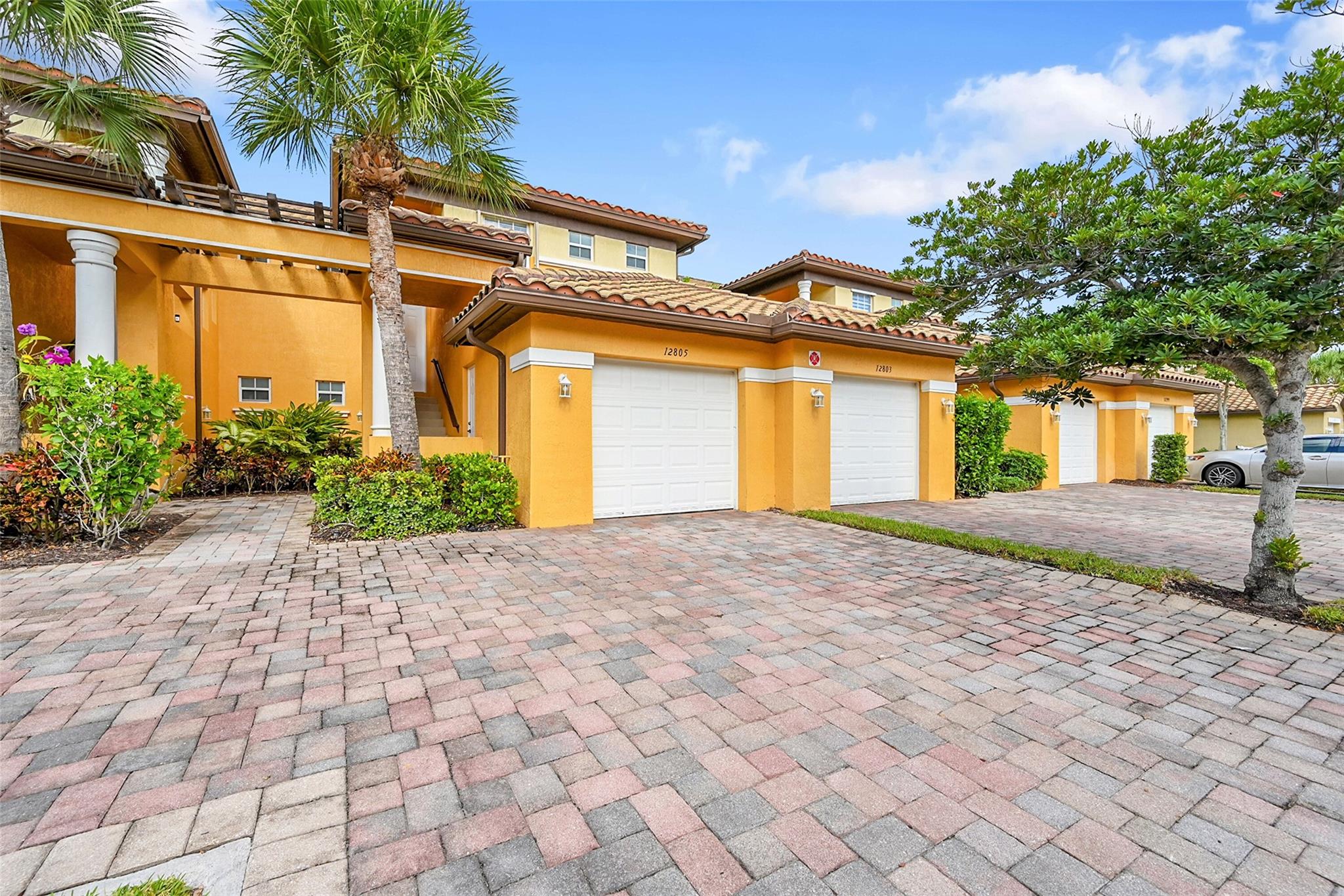 CYPRESS POINTE III AT HER - Residential Lease