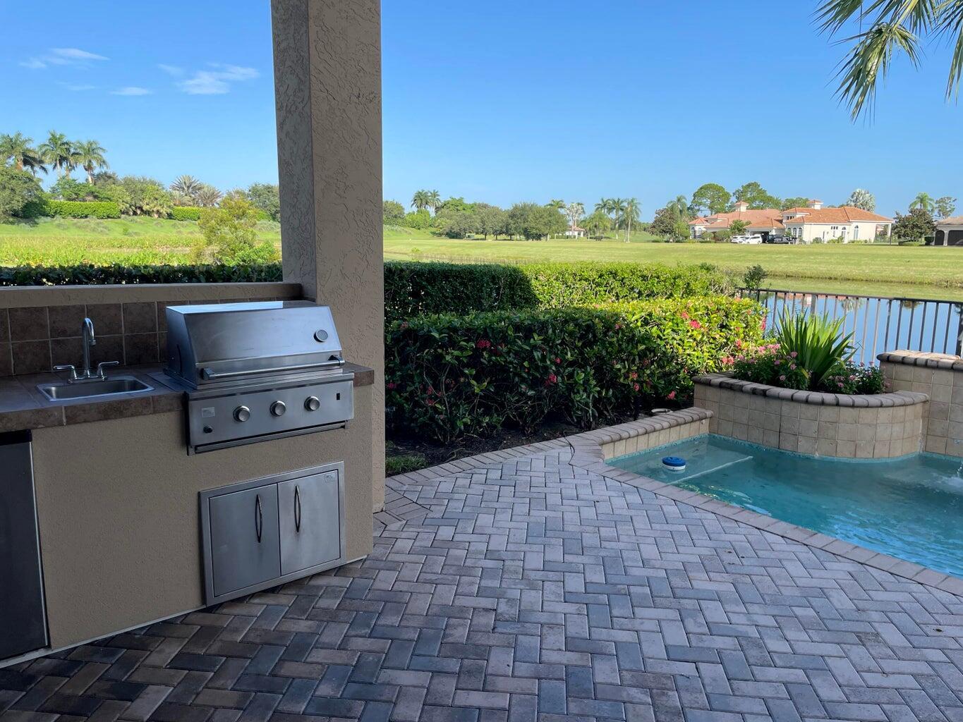 TESORO PLAT NO 6 - Residential Lease