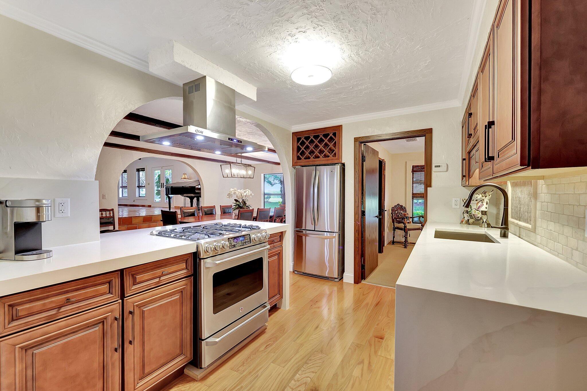 DARK HAMMOCK RANCHETTES - Residential