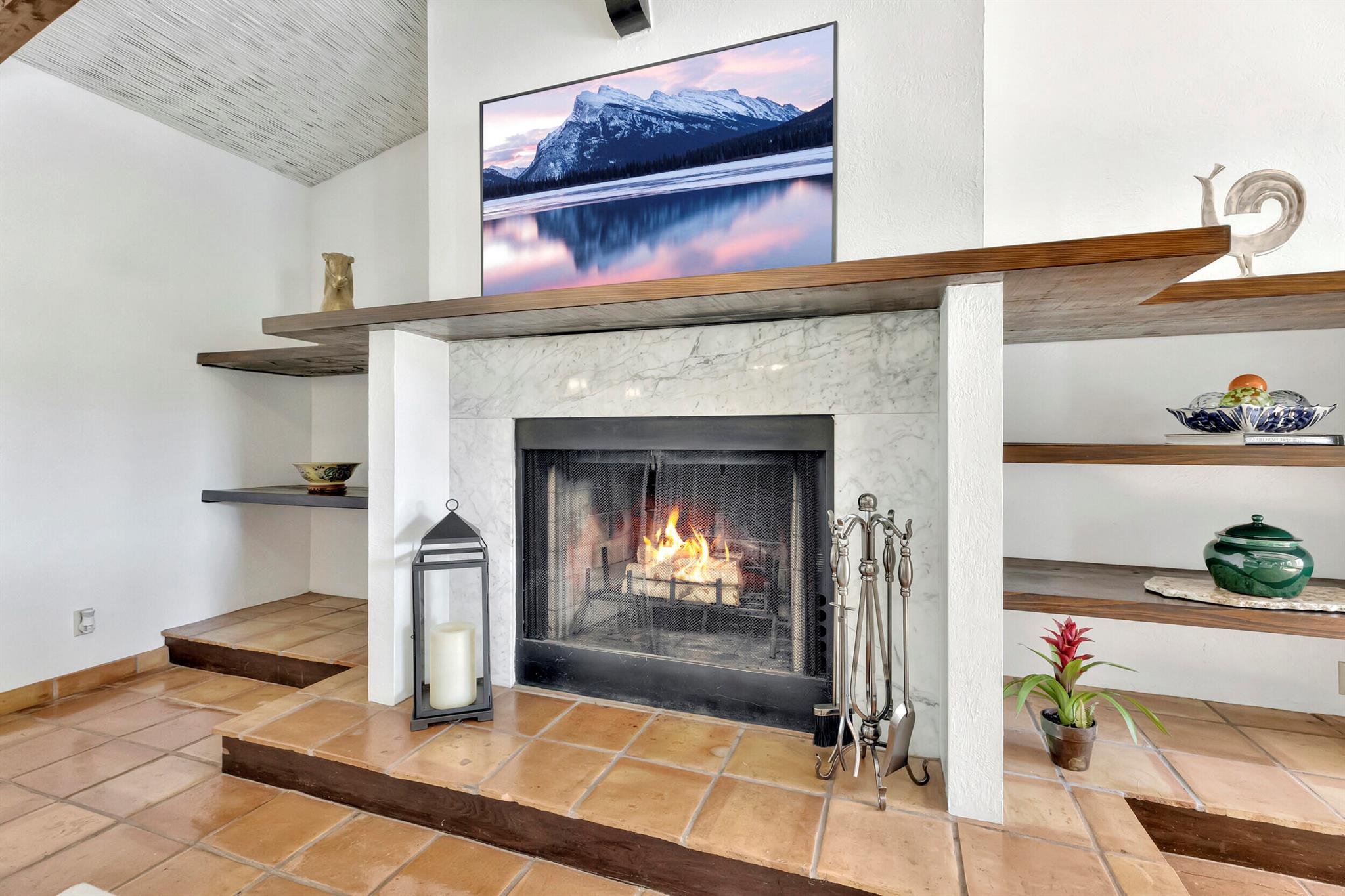 DARK HAMMOCK RANCHETTES - Residential