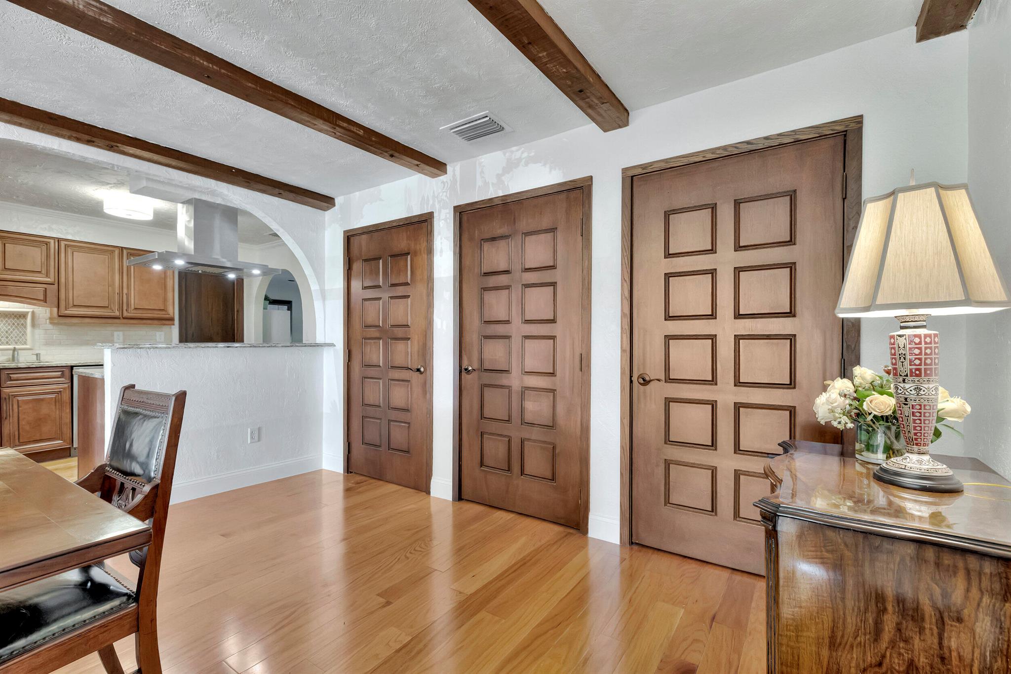 DARK HAMMOCK RANCHETTES - Residential