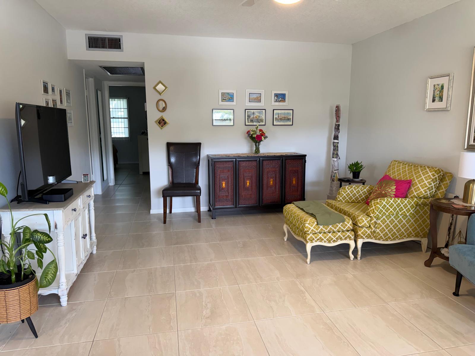 View photos, virtual tours, details... 458 Tilford U