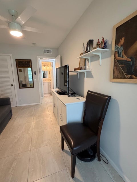 Tiny photo for 458 Tilford U, Deerfield Beach, FL 33442 (MLS # B26081765)