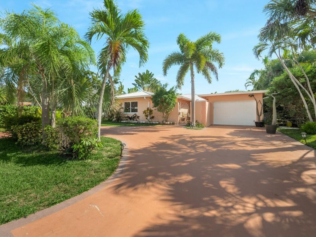 Photo of 226 Bamboo Road, Palm Beach Shores, FL 33404 (MLS # R10781419)