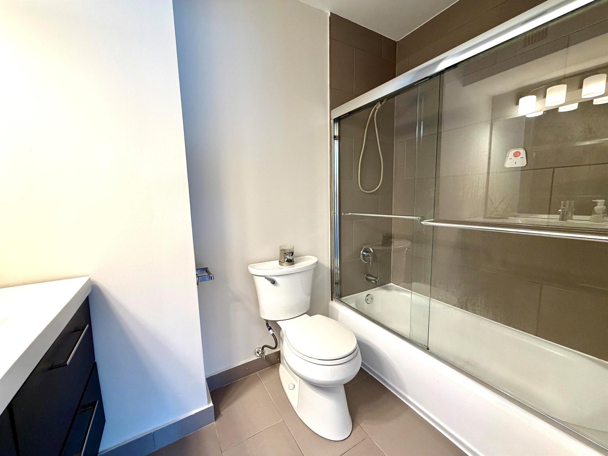 Briar Bay Townhouse Estat - Residential