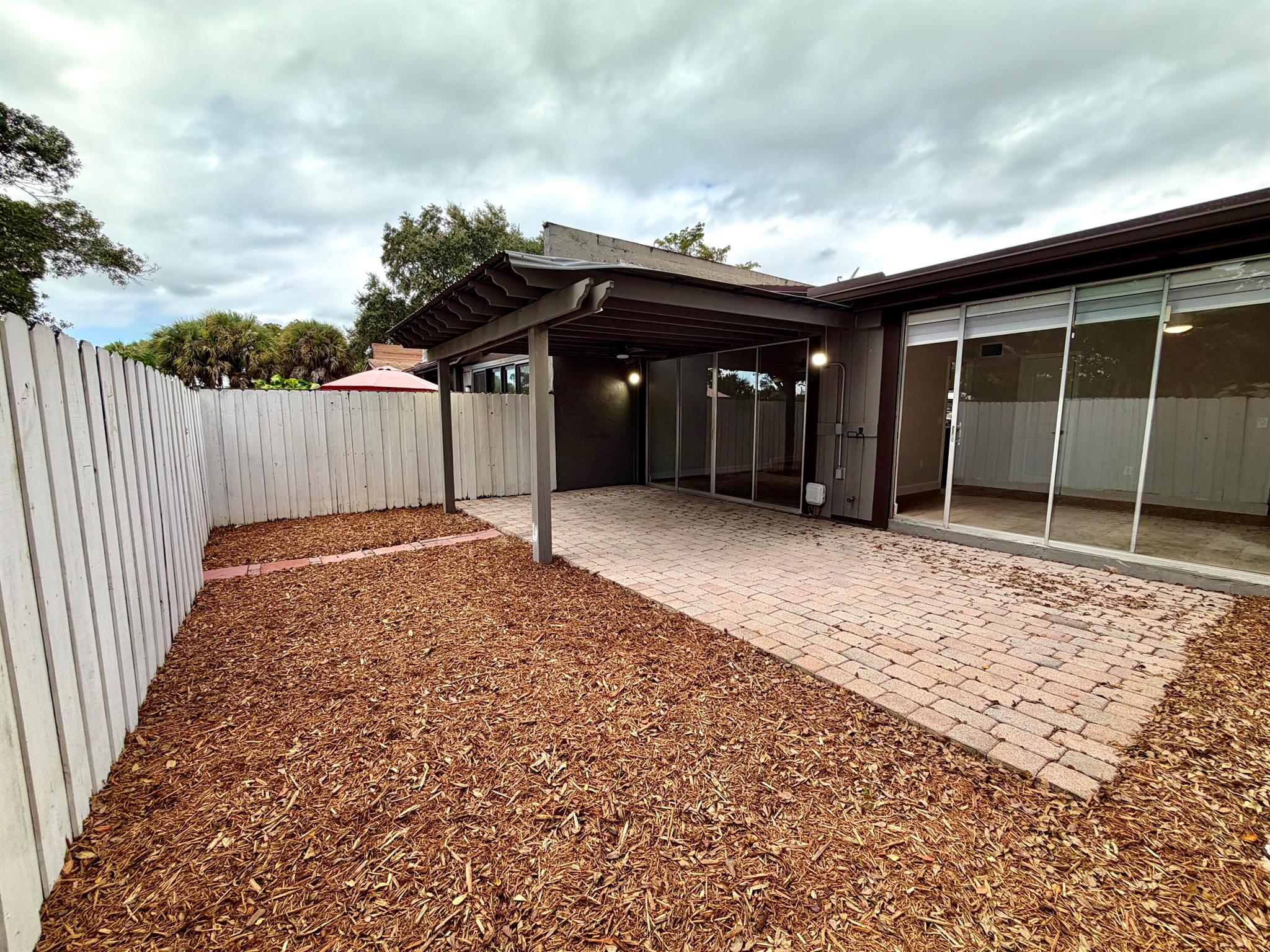 Briar Bay Townhouse Estat - Residential