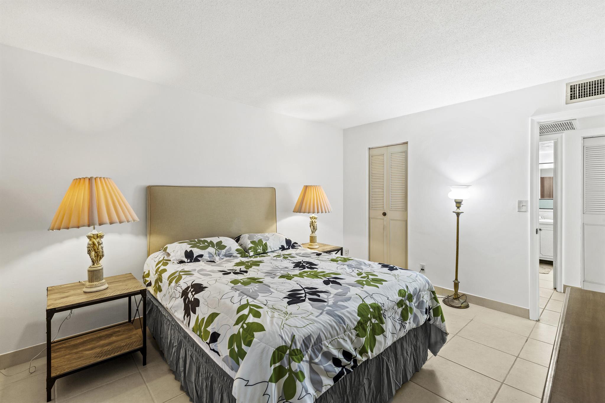 LAKE CLARKE GARDENS CONDO - Residential