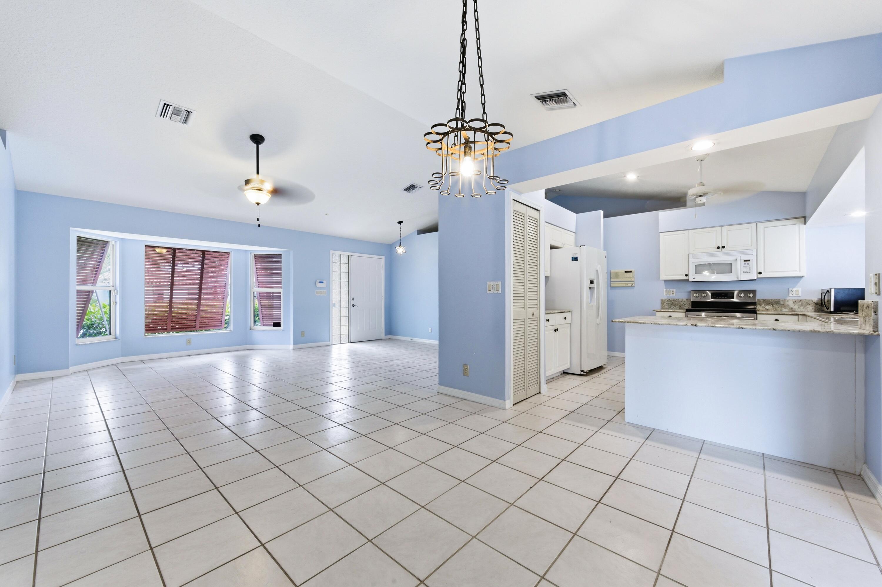 560 N Cypress Drive