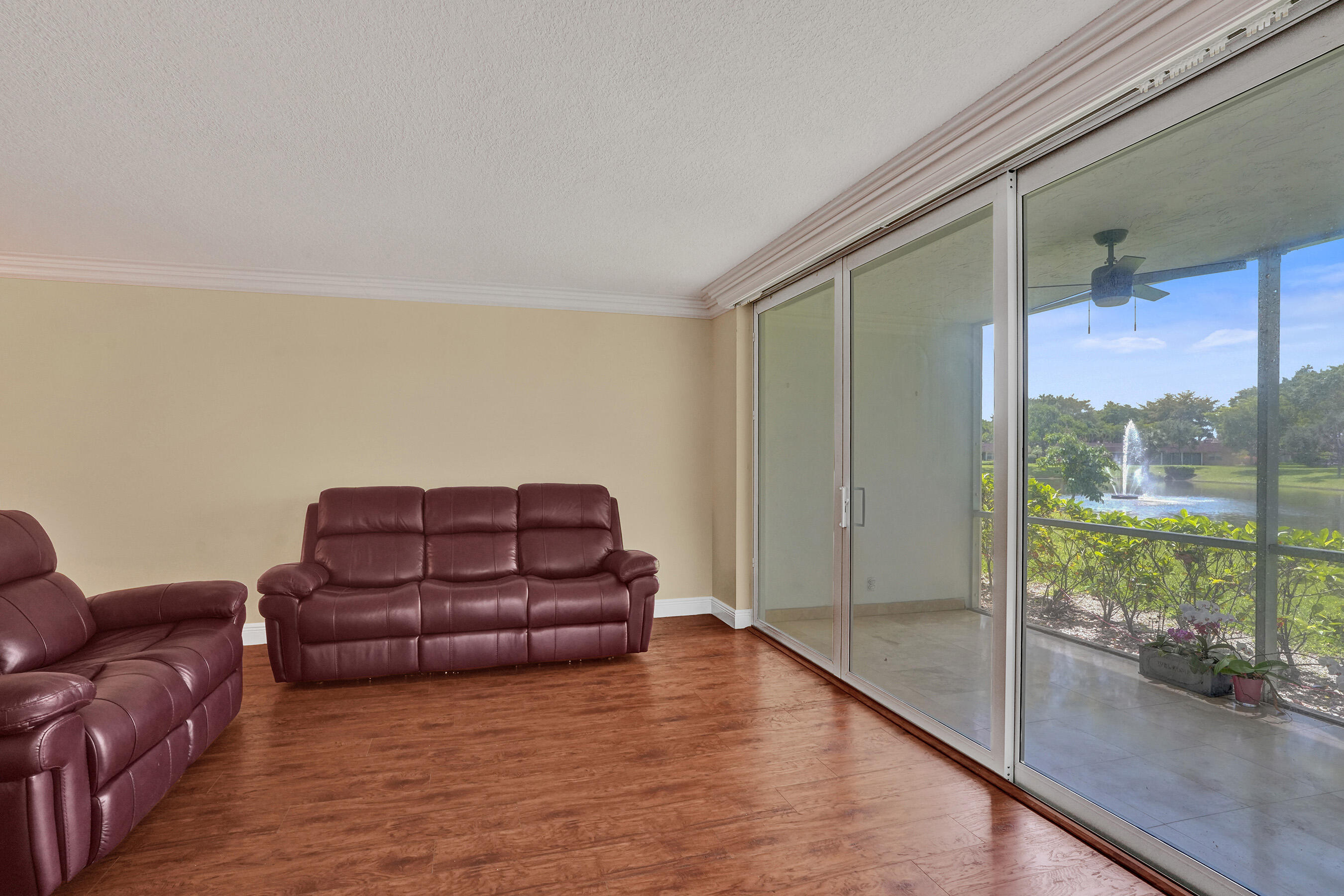 NO 74 PALM-AIRE COUNTRY CLUB - Residential