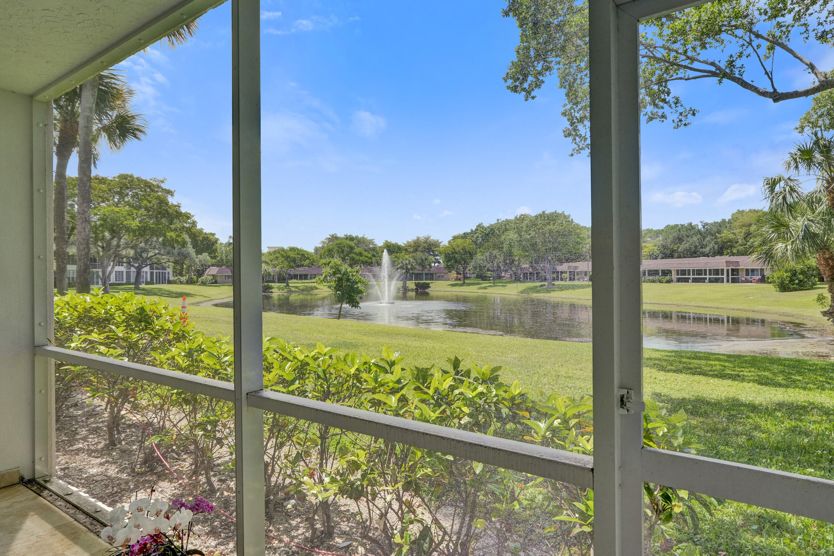 NO 74 PALM-AIRE COUNTRY CLUB - Residential