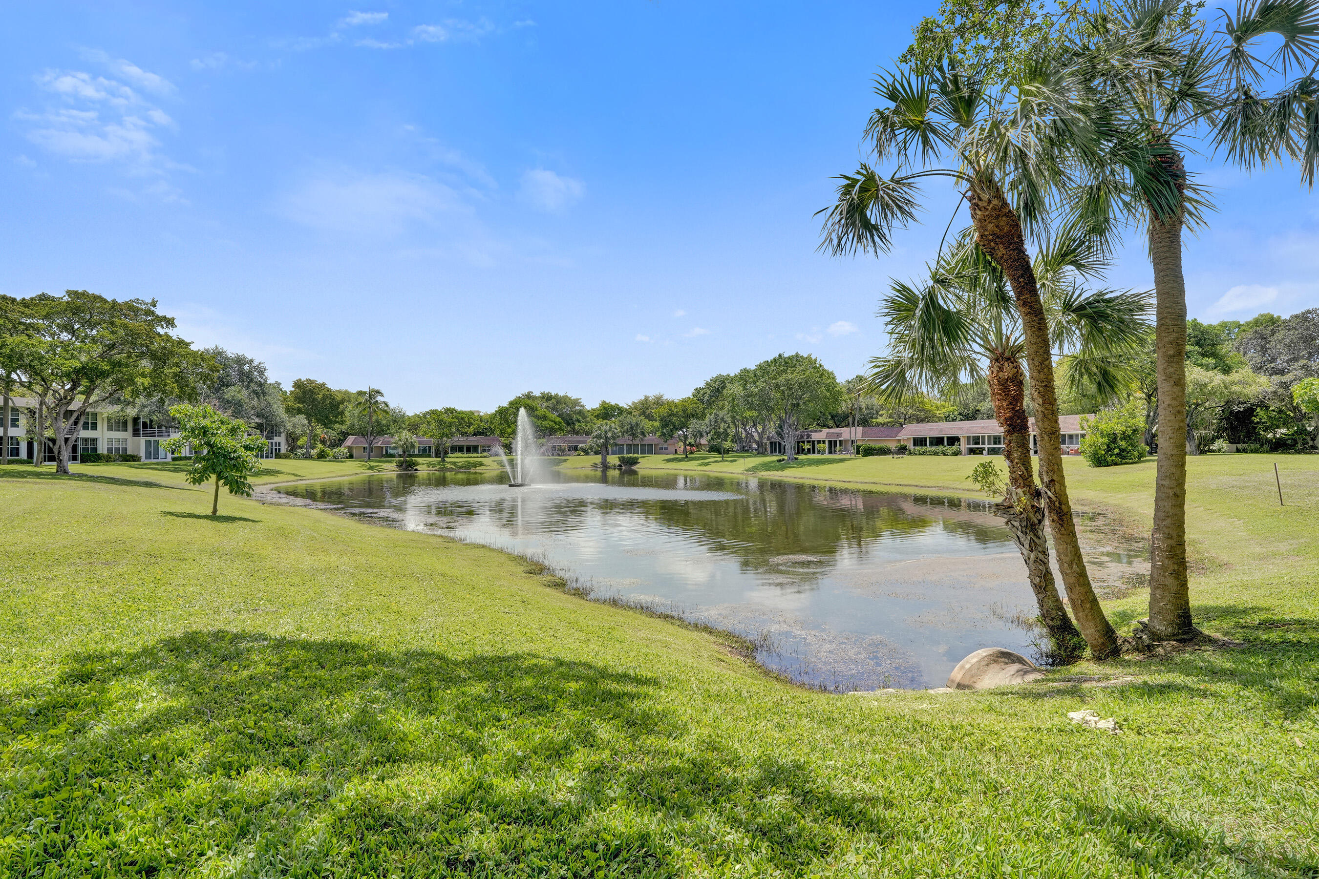 NO 74 PALM-AIRE COUNTRY CLUB - Residential