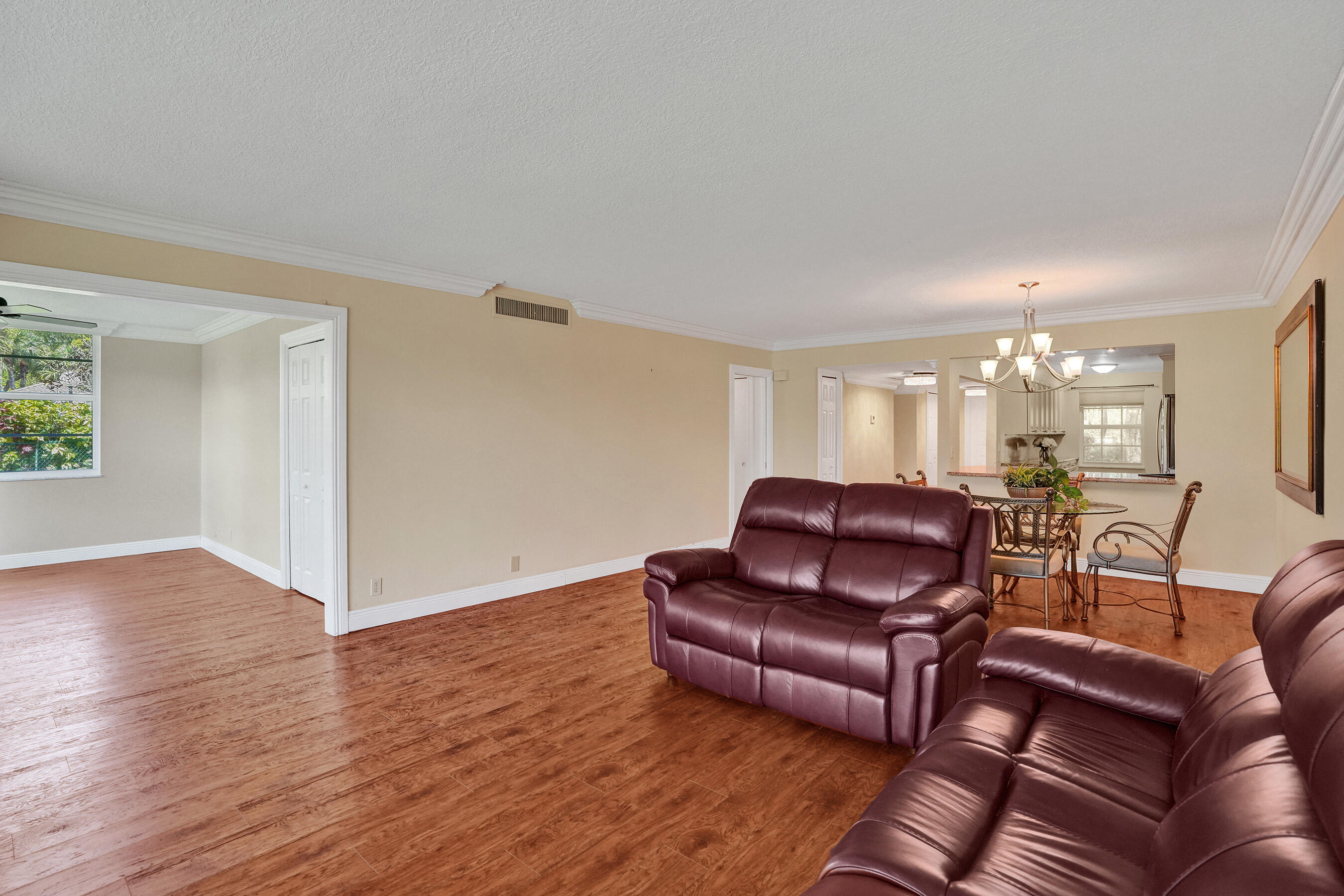 NO 74 PALM-AIRE COUNTRY CLUB - Residential