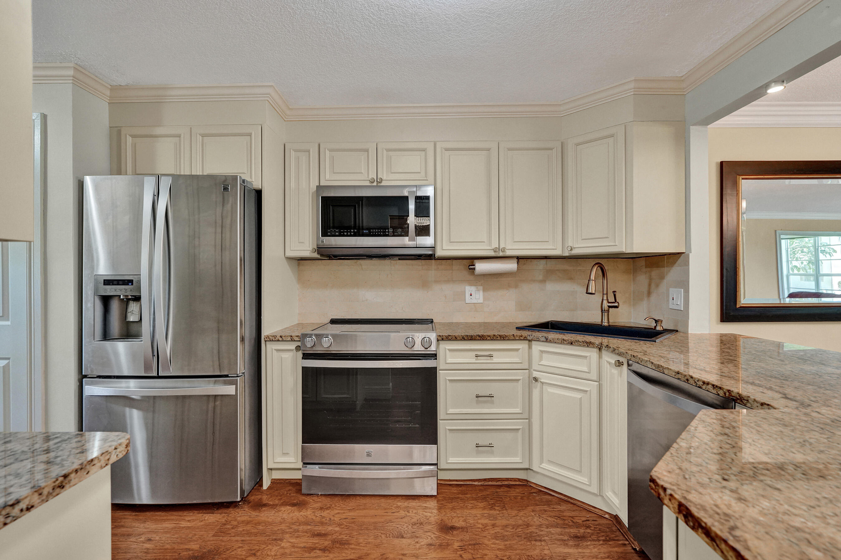 NO 74 PALM-AIRE COUNTRY CLUB - Residential