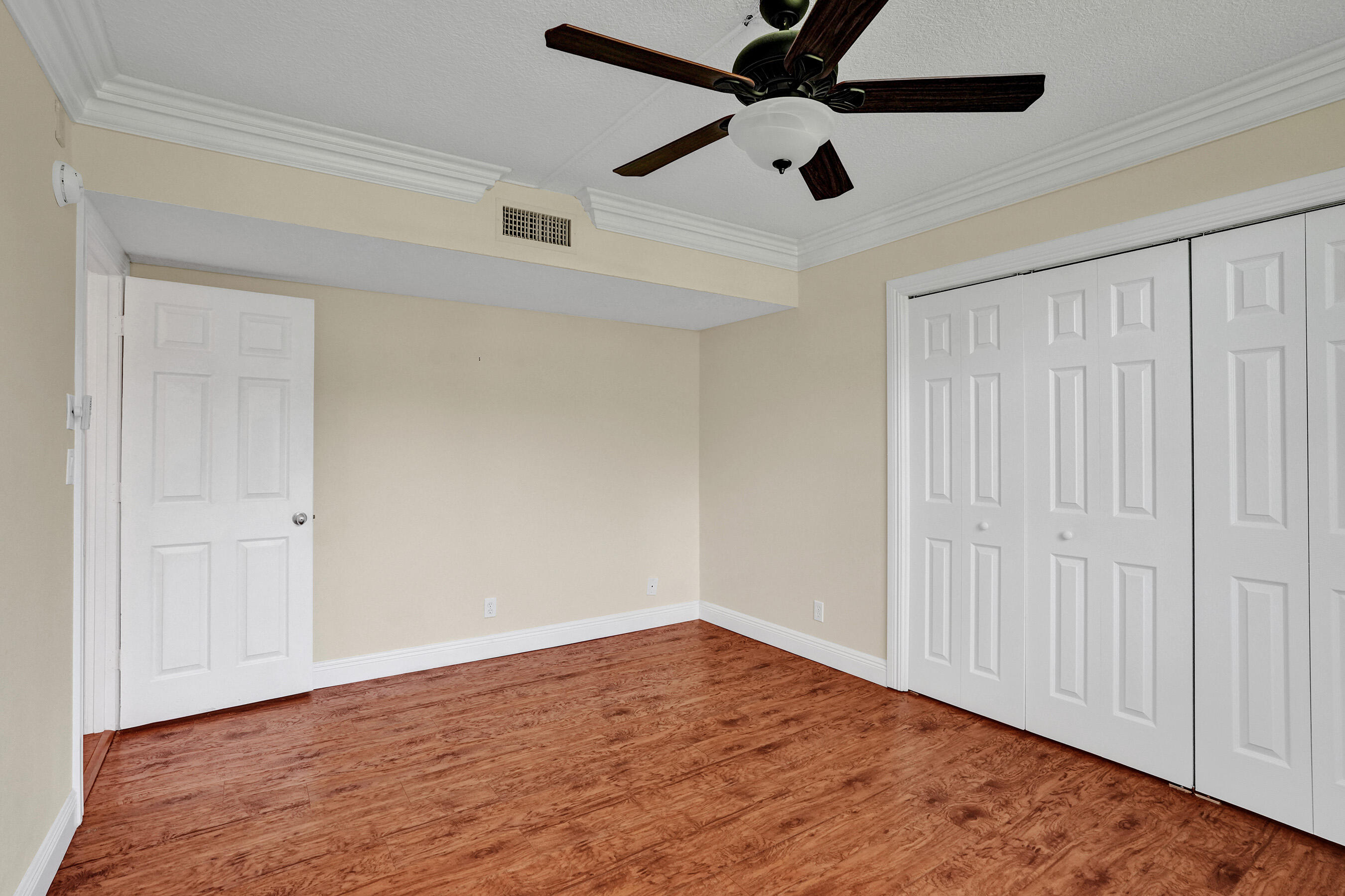 NO 74 PALM-AIRE COUNTRY CLUB - Residential