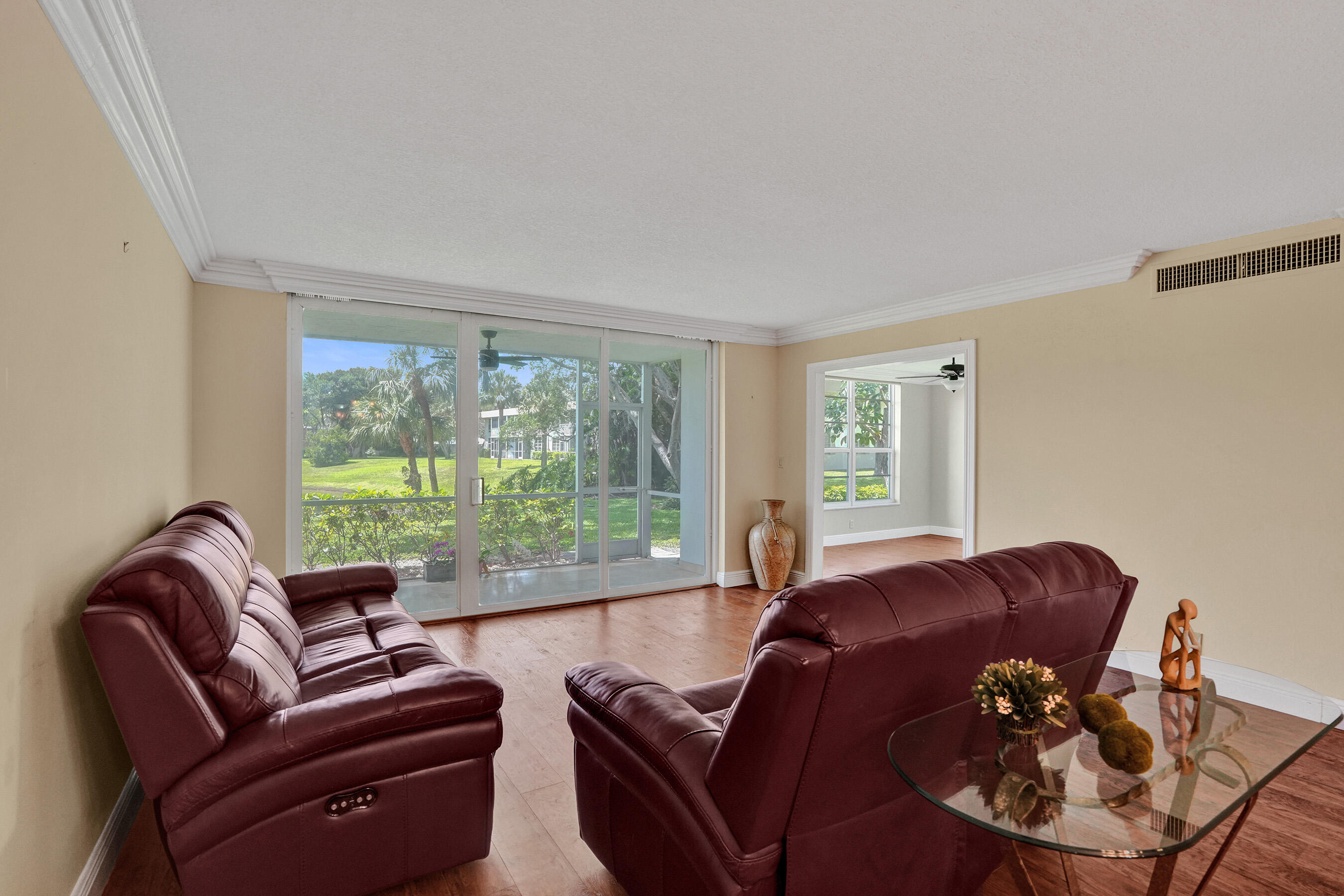 NO 74 PALM-AIRE COUNTRY CLUB - Residential