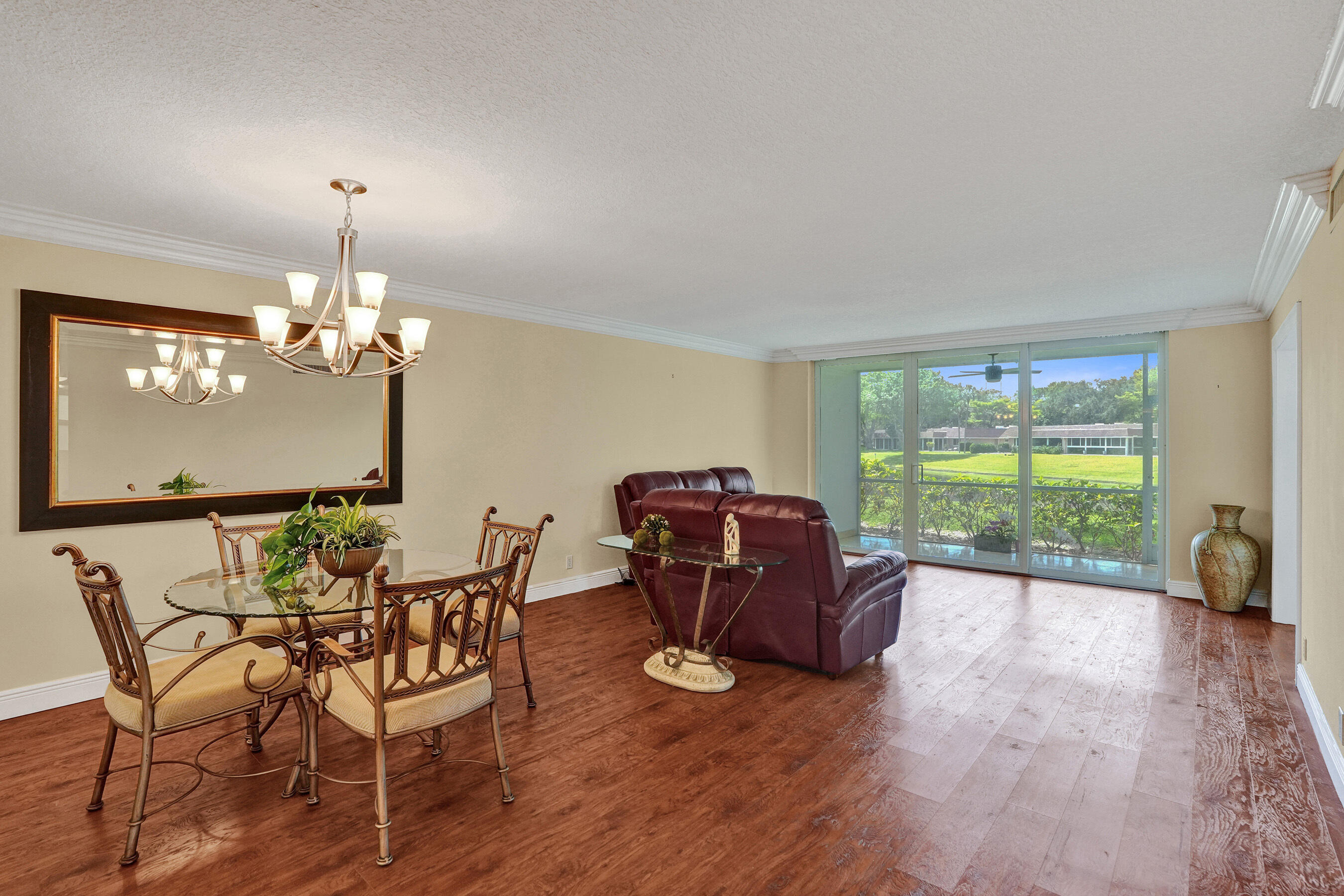 NO 74 PALM-AIRE COUNTRY CLUB - Residential