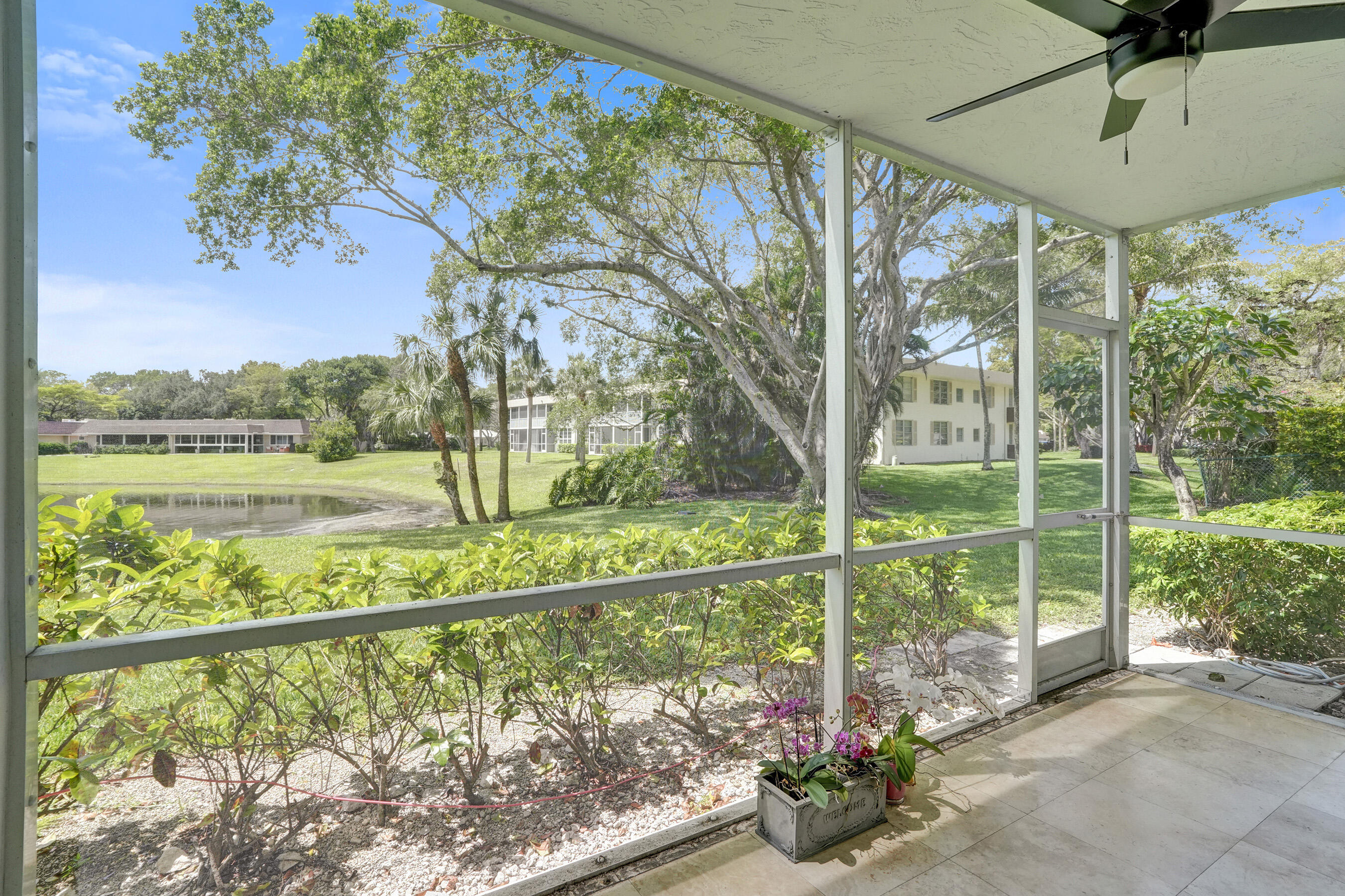 NO 74 PALM-AIRE COUNTRY CLUB - Residential