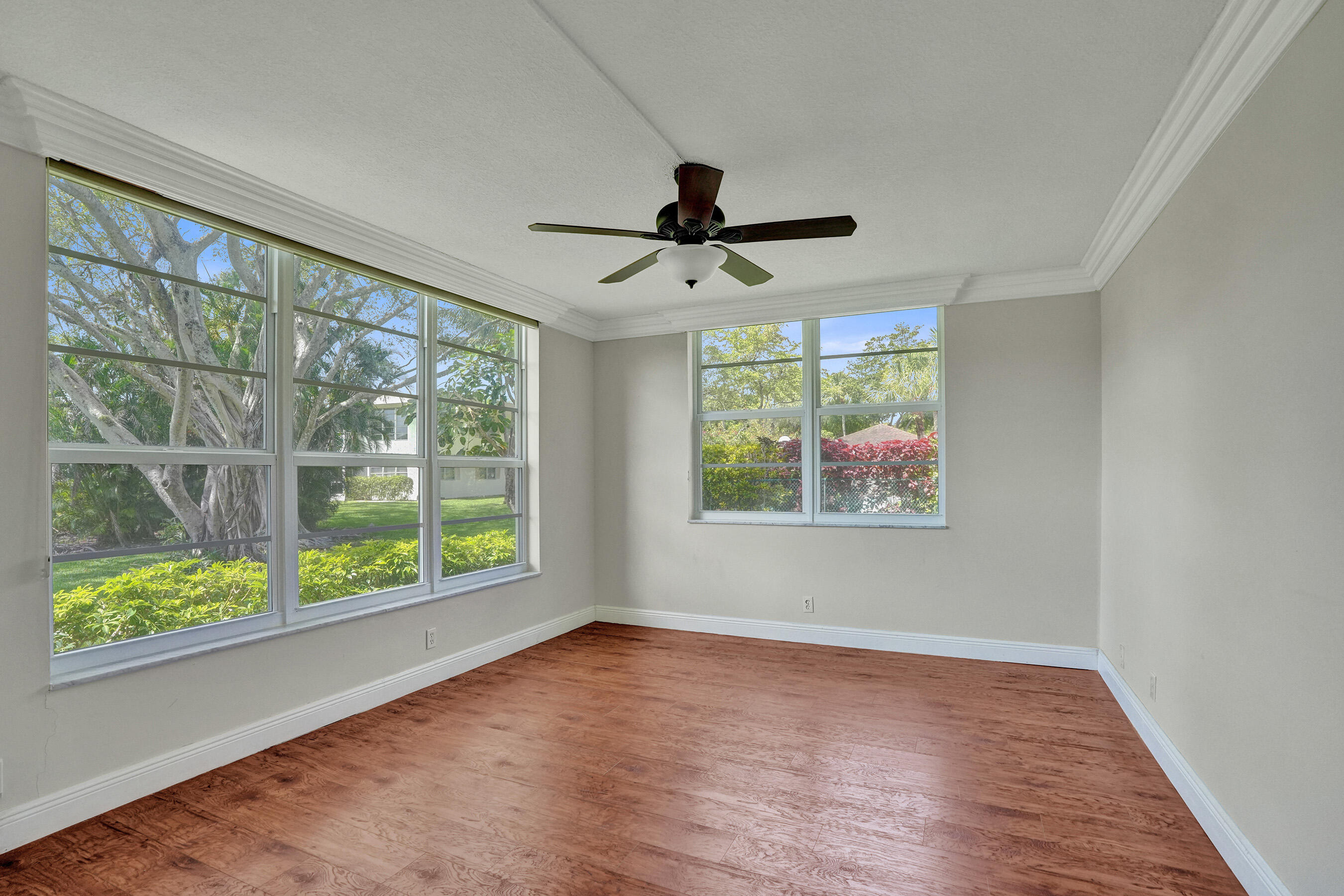 NO 74 PALM-AIRE COUNTRY CLUB - Residential