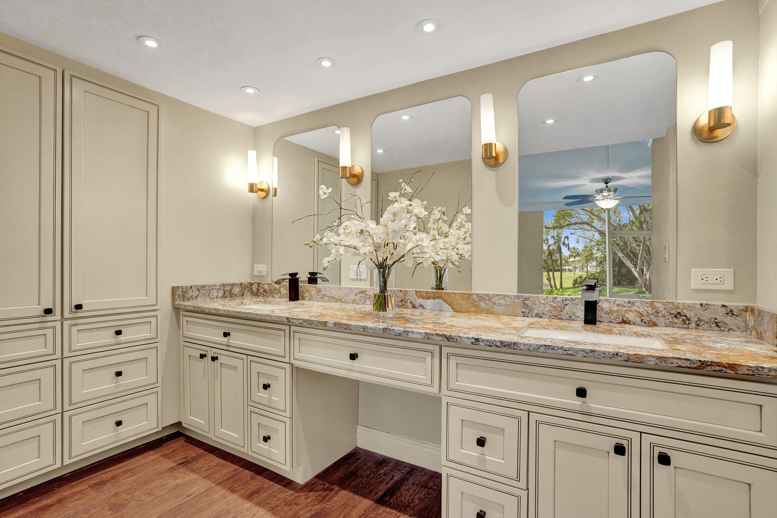 NO 74 PALM-AIRE COUNTRY CLUB - Residential