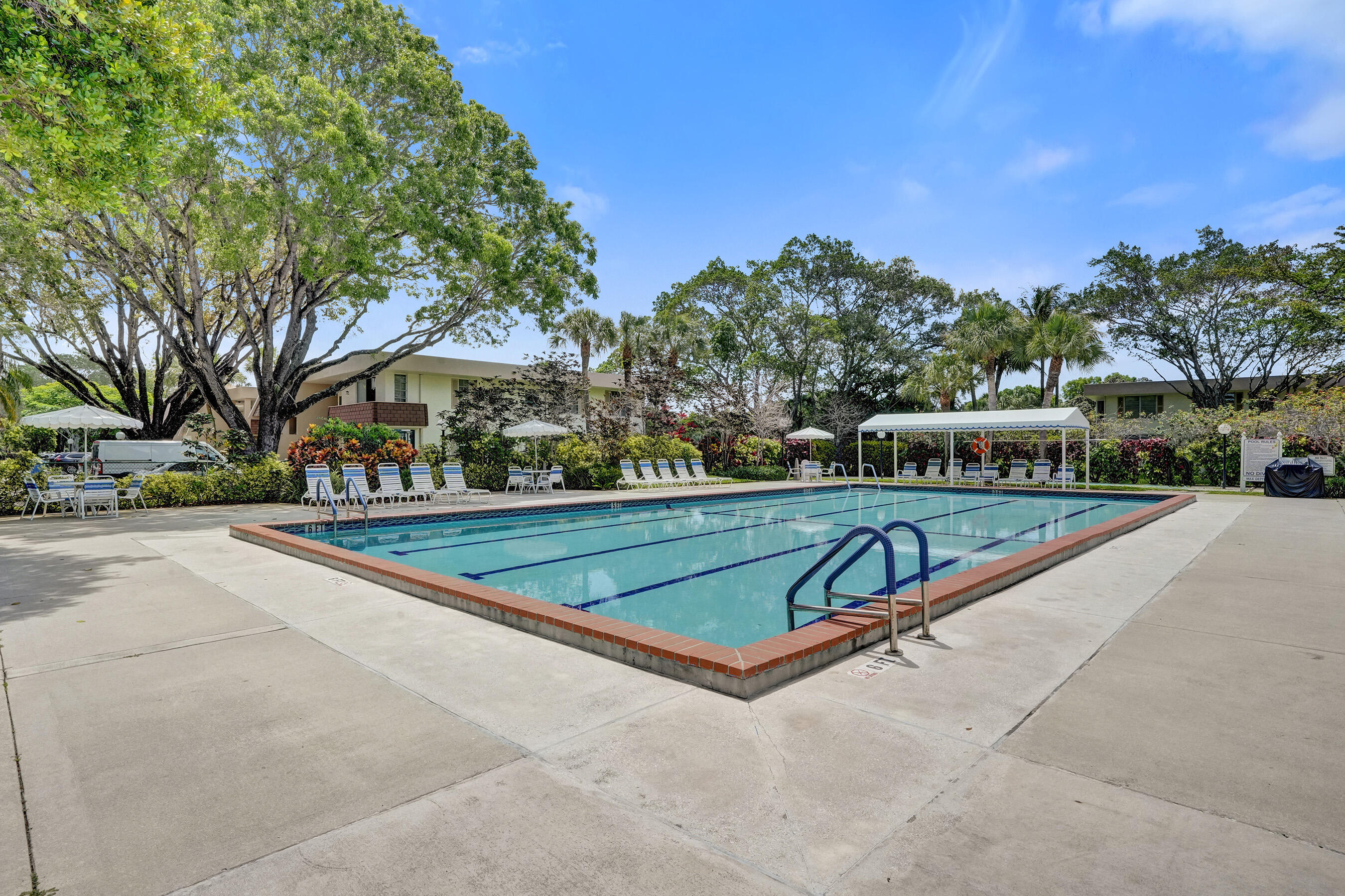 NO 74 PALM-AIRE COUNTRY CLUB - Residential