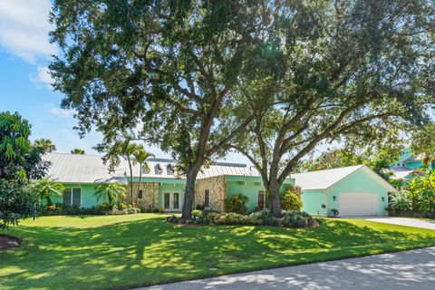Photo of 220 SW WILLOW LAKE Trail, Stuart, FL 34997 (MLS # B26055689)