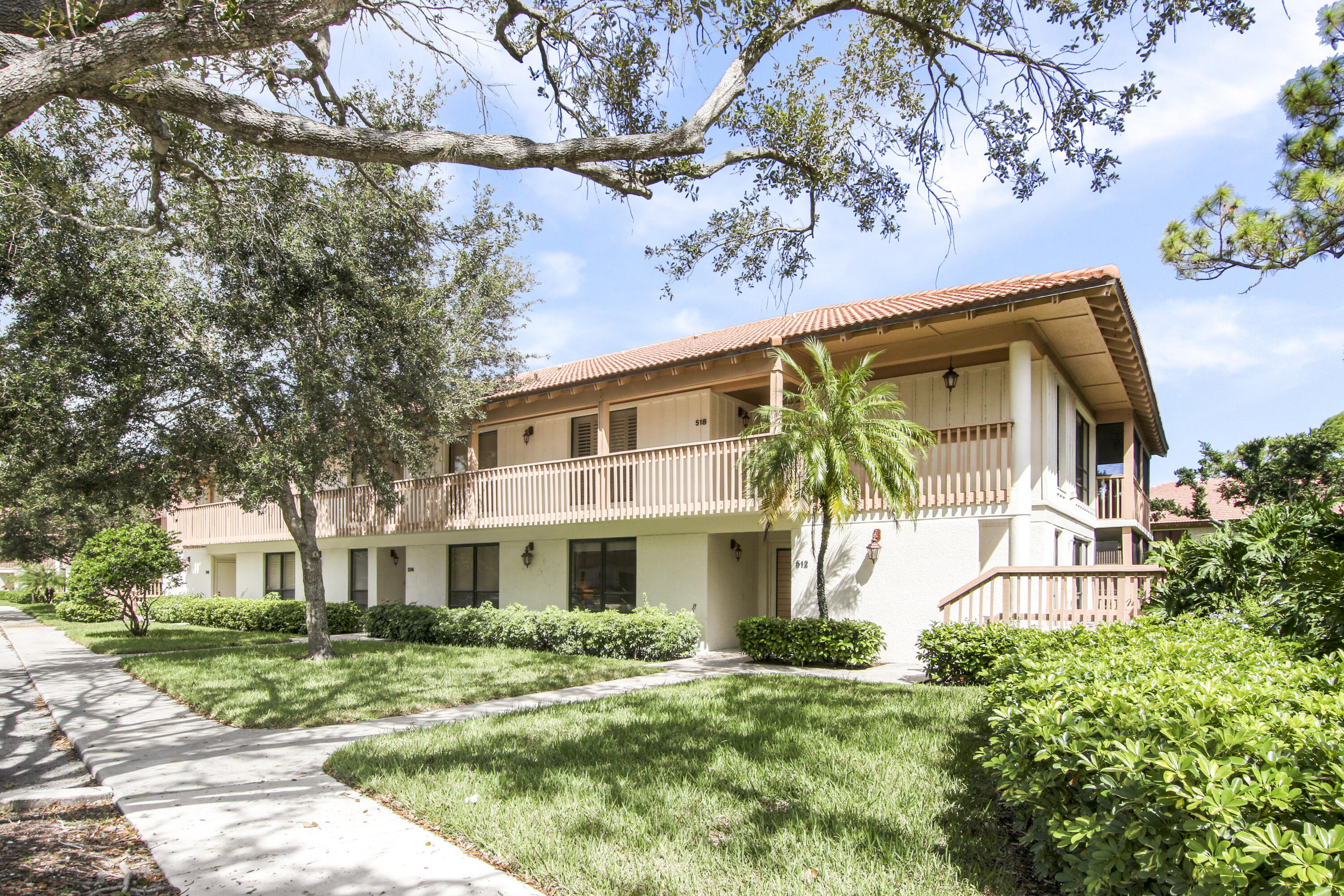 GOLF VILLAS CONDO - Residential Lease