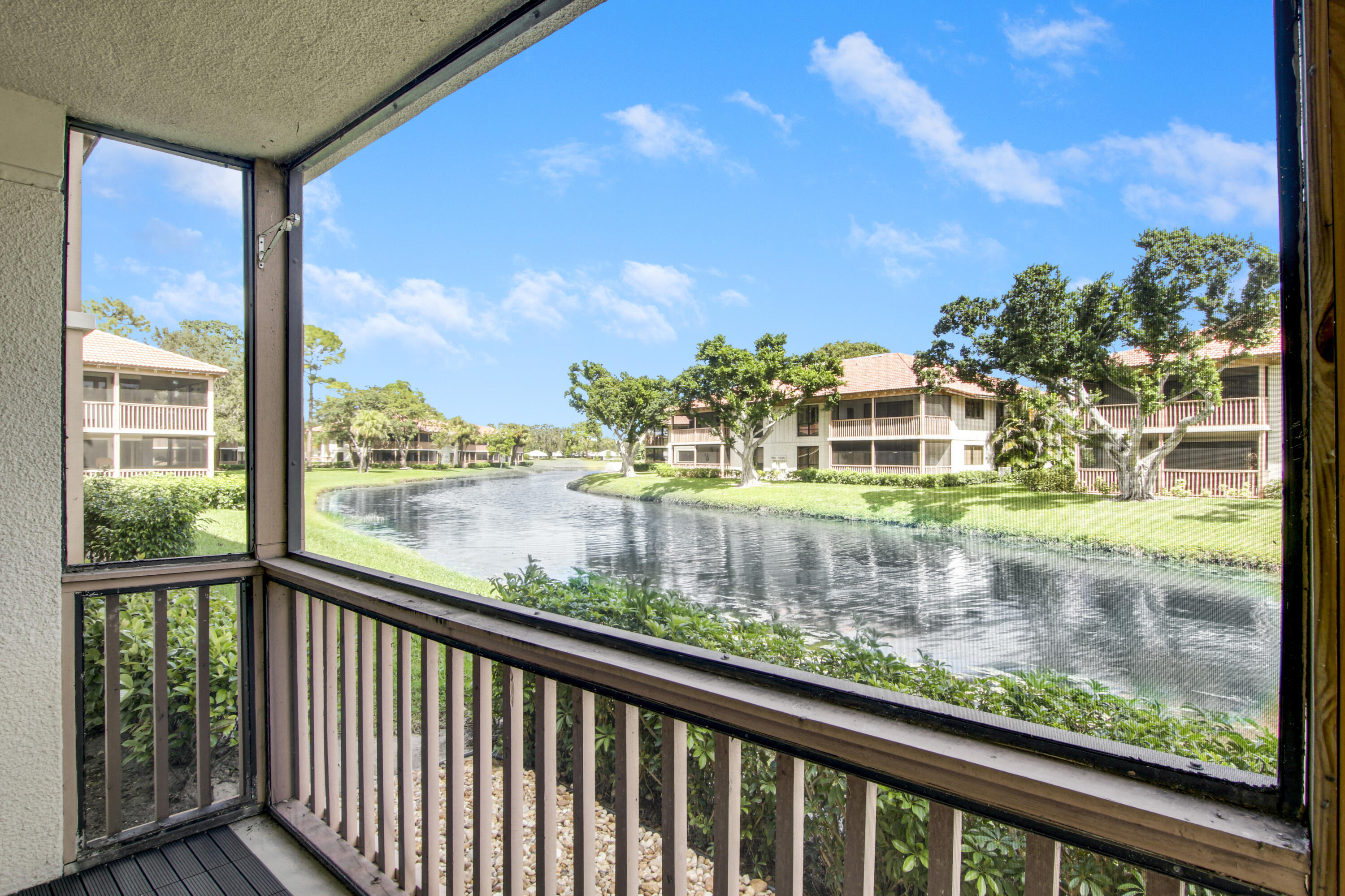 GOLF VILLAS CONDO - Residential Lease